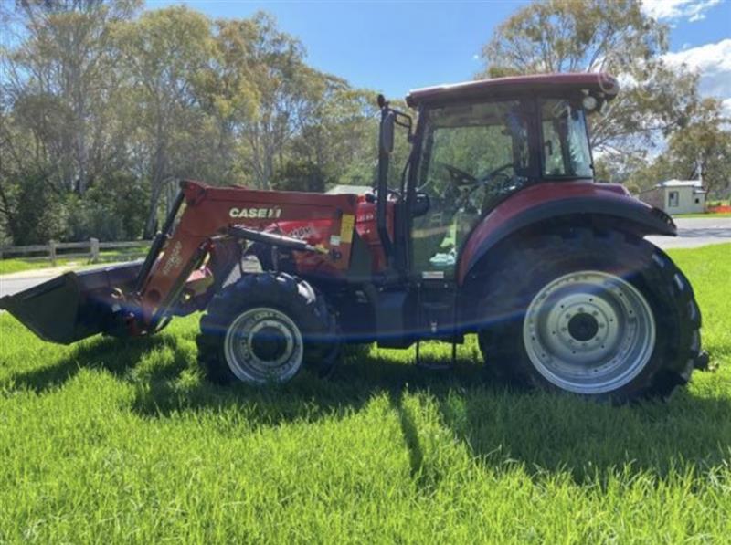 Photo 4. Case IH Farmall 110M tractor