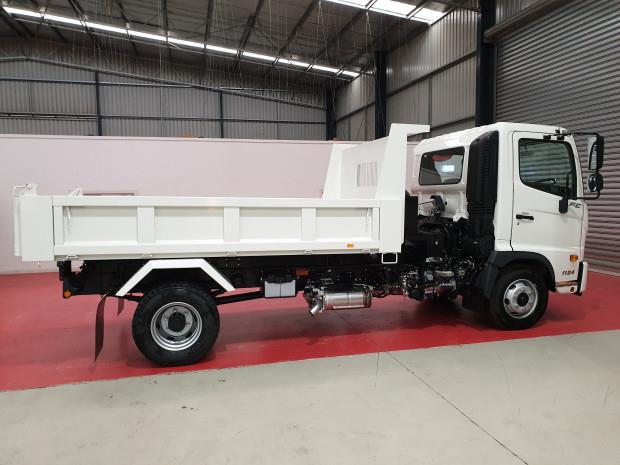 Photo 4. Hino FC 1124 Tipper