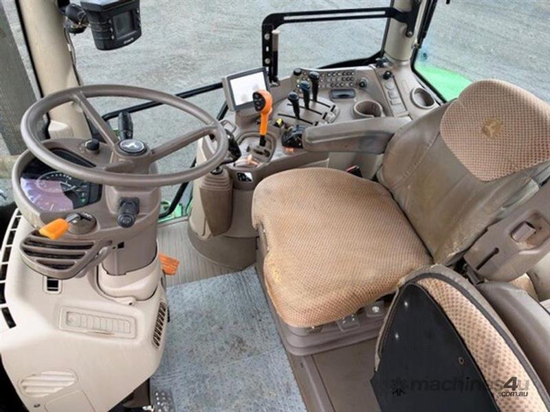Photo 4. John Deere 6115R