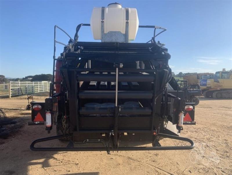 Photo 4. Case IH LB434 square baler