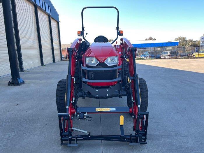 Photo 4. Massey Ferguson 2850E Compact Tractor
