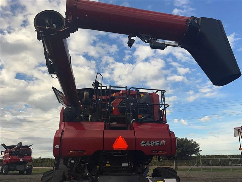 Photo 4. CASE IH 9250 