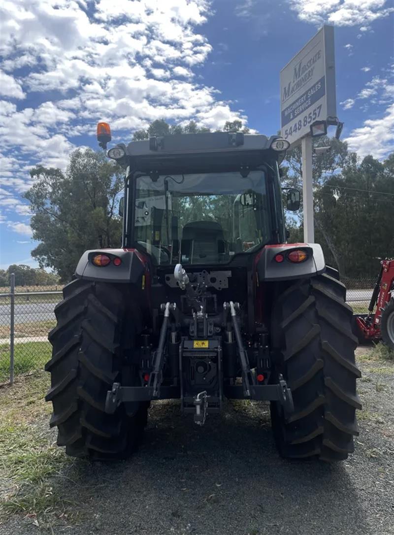 Photo 4. Massey Ferguson 6712 Tractor