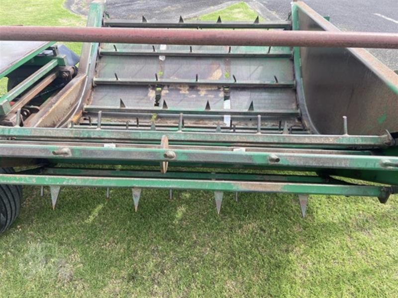 Photo 4. Truline TBF balefeeder