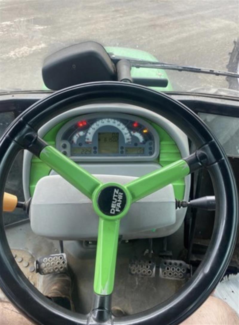 Photo 4. Deutz Fahr Agrofarm 430 tractor