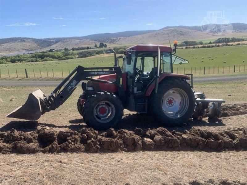 Photo 4. McCormick CX105 tractor