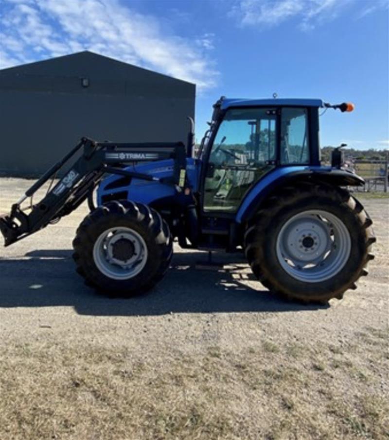 Photo 4. Landini Ghubli 80 tractor