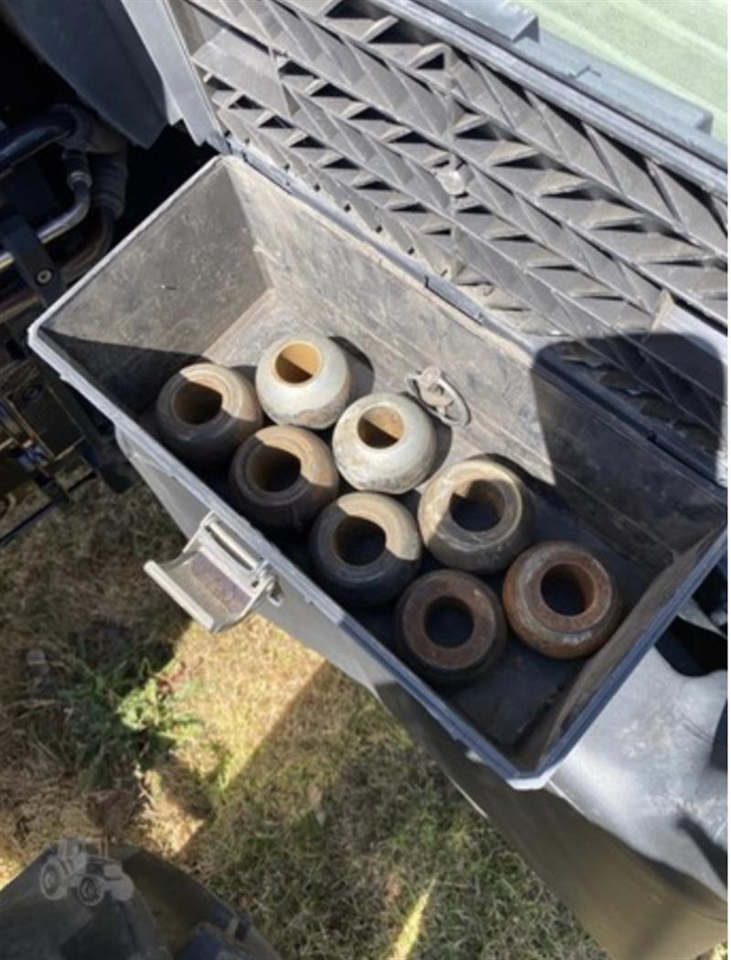 Photo 4. Case IH Maxxum 110 tractor