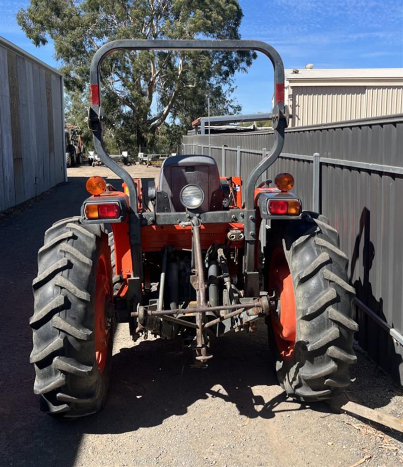 Photo 4. Kubota L5030D tractor