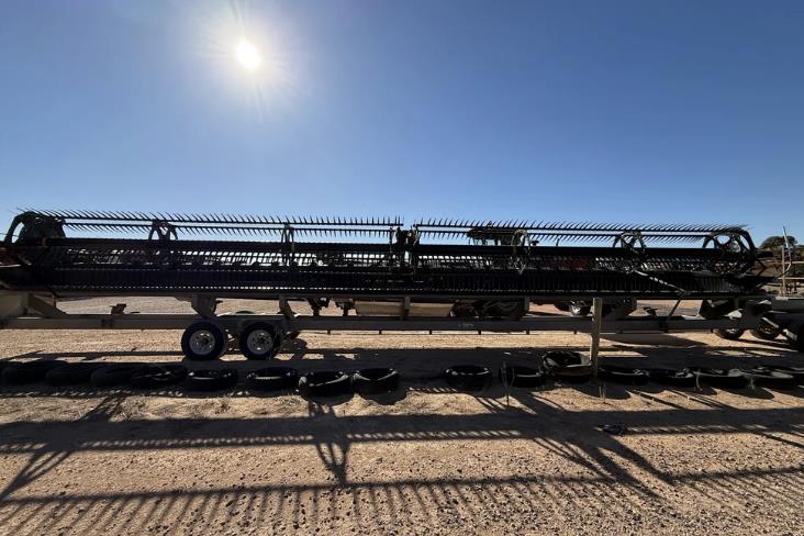 Photo 4. MacDon FD145 harvester front