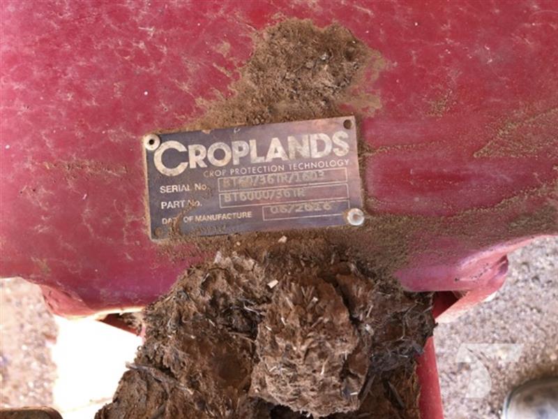 Photo 4. Croplands Weedit 6000 boom sprayer