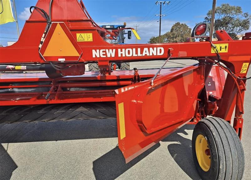 Photo 4. New Holland 316 Disc Mower Conditioner