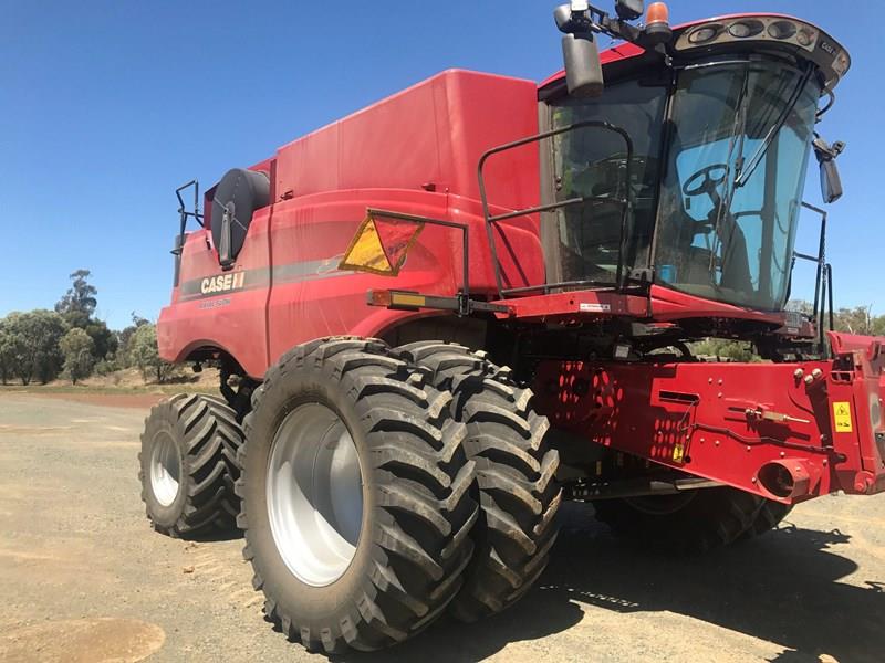 CASE IH 8230 combine harvester, Harvesters Case IH NSW | Power Farming