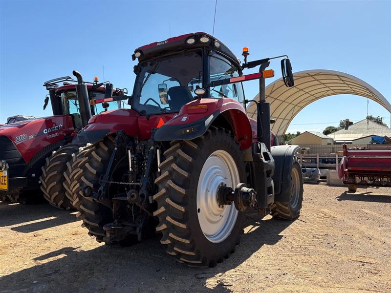 Photo 2. Case IH Magnum 340 tractor