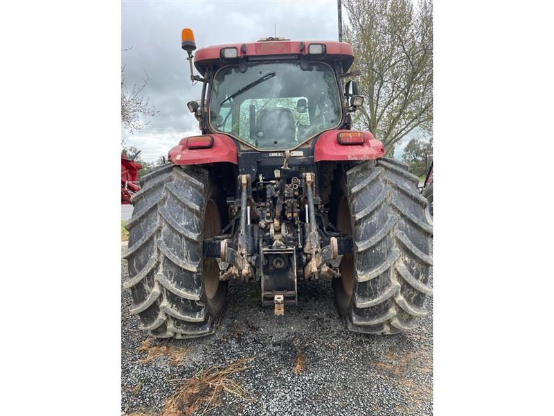 Photo 2. Case IH Puma 165 CVT tractor