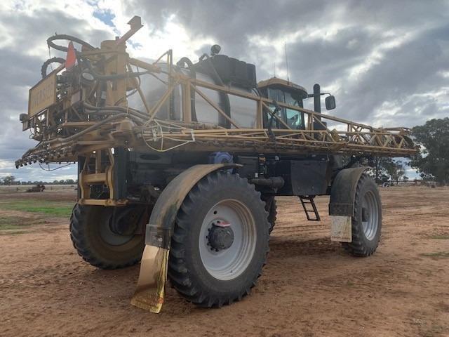 Photo 3. Croplands Rogator 1300 self propelled sprayer