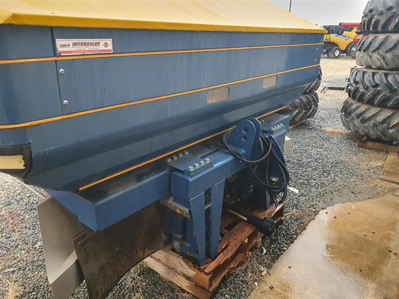 Photo 3. Bogballe M3W spreader