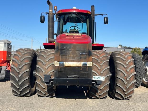 Photo 2. Case IH Steiger 400 tractor