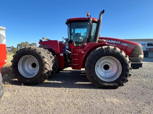 Photo 4. Case IH Steiger 400 tractor