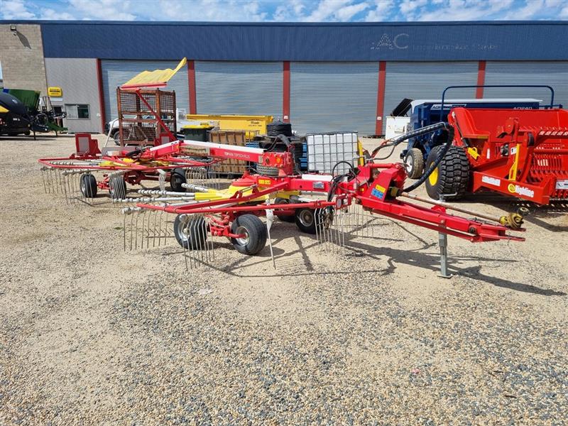 Photo 3. Pottinger TOP691A cultivator