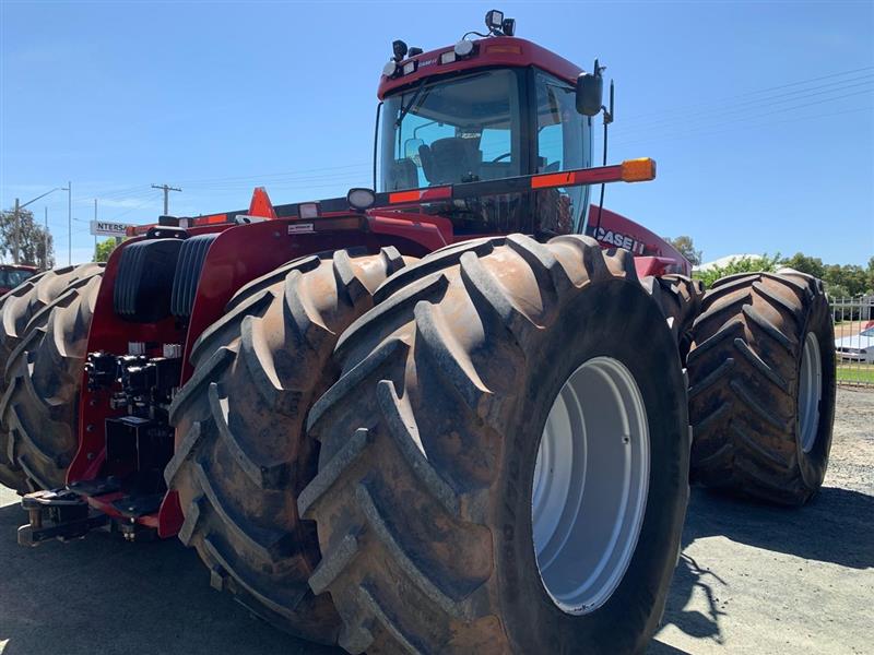 Photo 4. Case IH Steiger 485 tractor