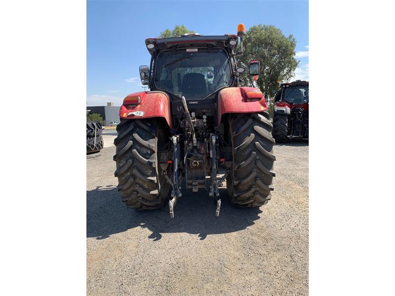 Photo 4. Case IH Puma 180 tractor