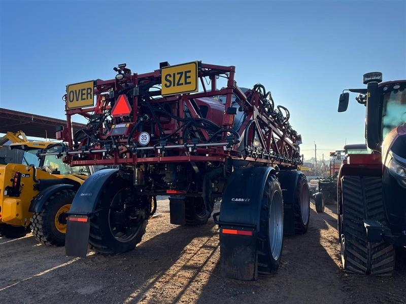 Photo 3. Case IH Patriot 4350 self propelled sprayer