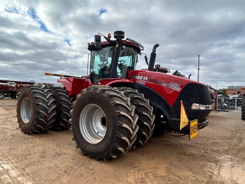 Photo 2. Case IH Steiger 450 tractor