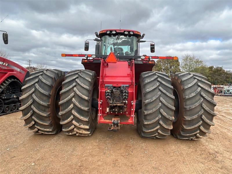 Photo 4. Case IH Steiger 450 tractor