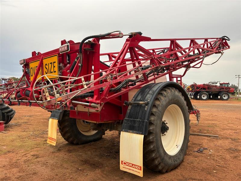 Photo 2. Croplands Pegasus 6036 boom sprayer