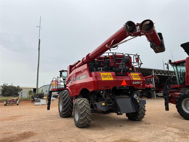 Photo 2. Case IH 8240 combine harvester