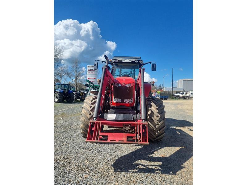 Photo 3. Massey Ferguson 7619 Dyna-VT tractor