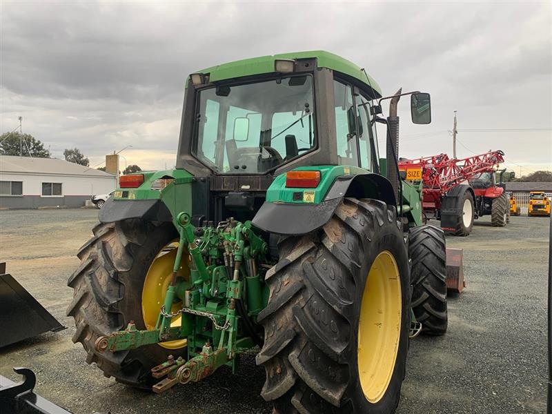 Photo 5. John Deere 6600 tractor