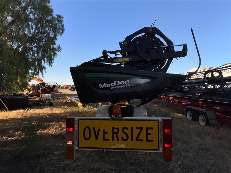 Photo 3. MacDon D65 harvester front