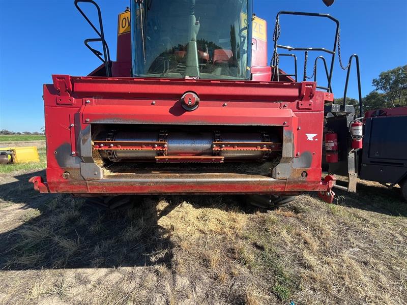 Photo 4. Case IH 7250 combine harvester