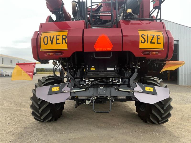 Photo 5. Case IH 7240 combine harvester