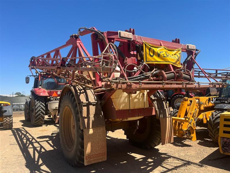 Photo 3. Croplands Pegasus 6000 boom sprayer