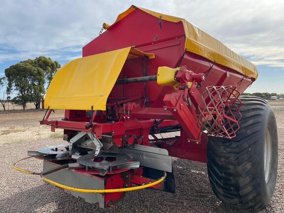 Photo 3. Bredal K85 spreader