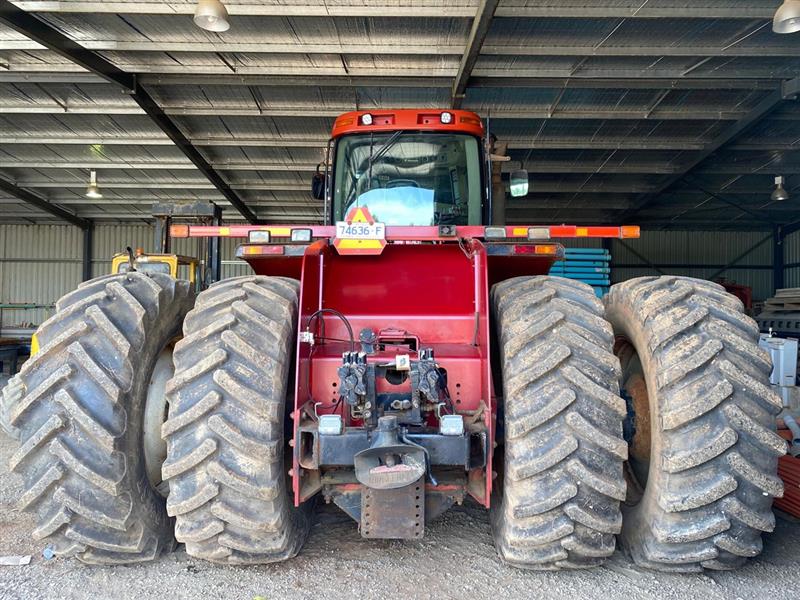 Photo 4. Case IH Steiger STX500 tractor