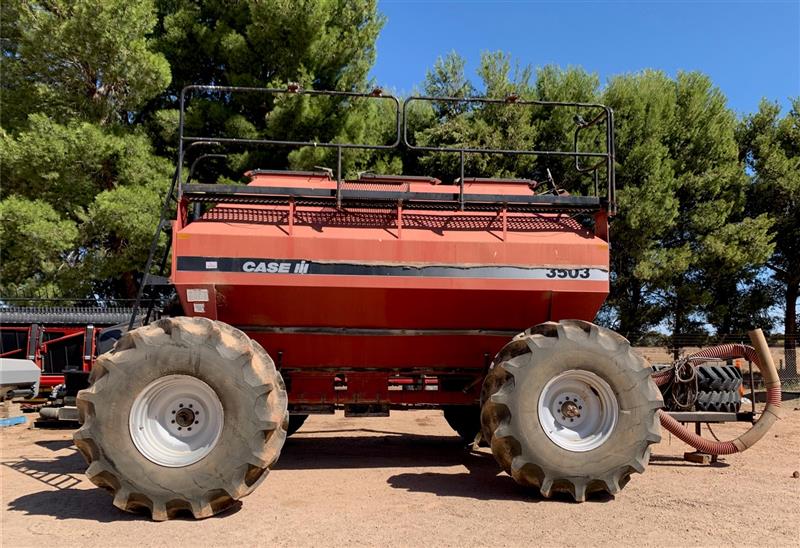 Photo 4. Case IH 3503 Concord Air Cart