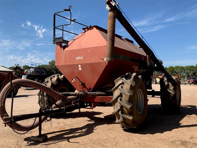 Photo 3. Case IH 3503 Concord Air Cart