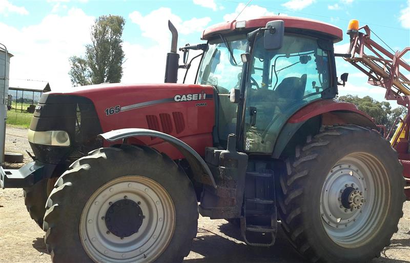 Photo 1. Case IH Puma 165 Tractor