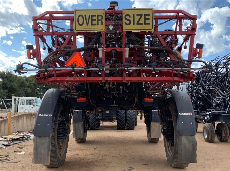 Photo 3. Case IH 4430 Patriot Self Propelled Sprayer