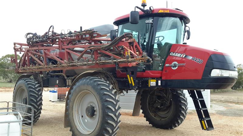 Case IH Patriot 4430 Self Propelled Sprayer