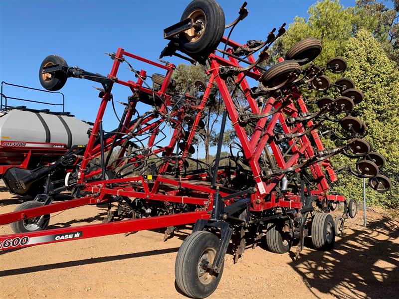 Photo 3. Case IH PTX600 Bar