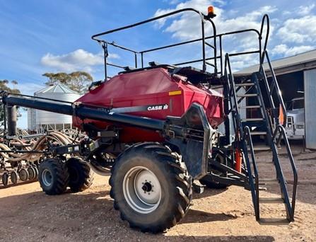 Case IH ADX2180 TBH Air Cart