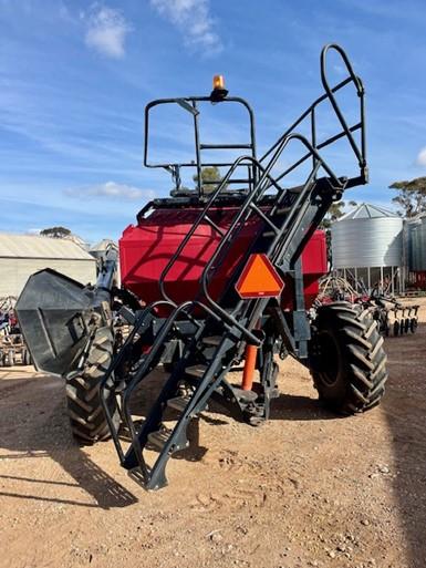 Photo 2. Case IH ADX2180 TBH Air Cart