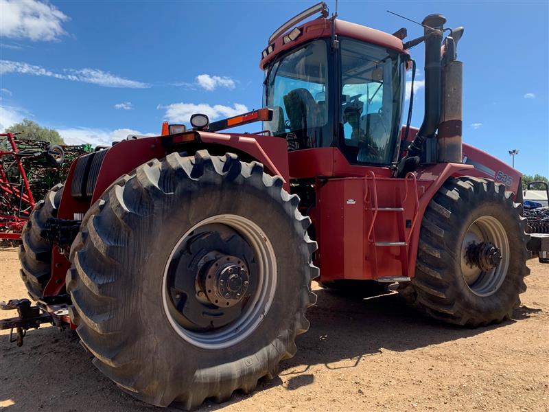 Photo 3. Case IH Steiger 535 Tractor