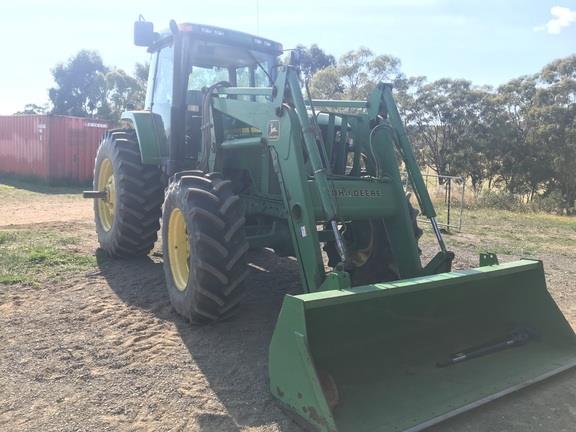 Photo 2. John Deere 7610 tractor