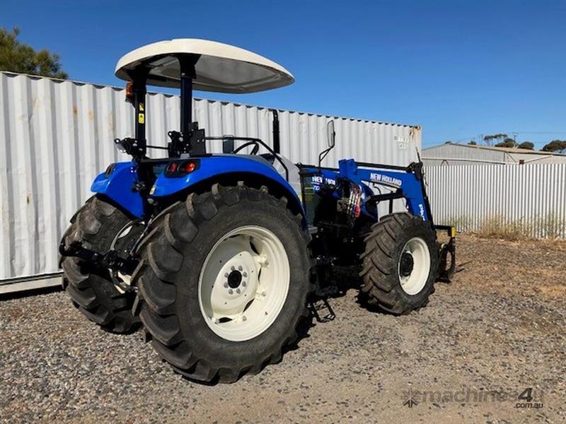 Photo 2. New Holland T5.110 ROPS Loader tractor